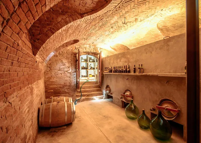 Historic In Piedmont's Wine Country Feriehus